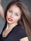 Photo of beautiful  woman Alesia with brown hair and green eyes - 27752