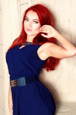 Photo of beautiful Ukraine  Alexandra with red hair and green eyes - 22449