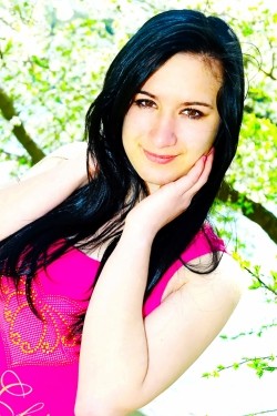 Photo of beautiful Ukraine  Anastasiya with brown hair and brown eyes - 20285