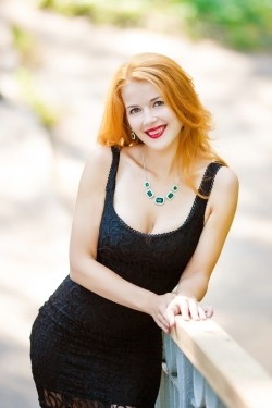 Photo of beautiful Ukraine  Anna with red hair and hazel eyes - 21697