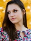 Photo of beautiful Ukraine  Anna with brown hair and green eyes - 22373