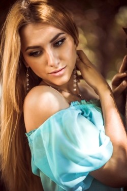 Photo of beautiful Ukraine  Ekaterina with light-brown hair and blue eyes - 21595