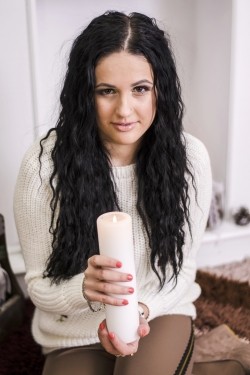 Photo of beautiful Ukraine  Elena with black hair and brown eyes - 28389