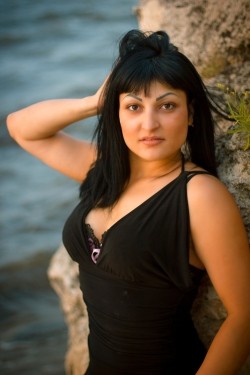 Photo of beautiful Ukraine  Evgenia with black hair and brown eyes - 20510