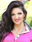 Photo of beautiful  woman Oksana with brown hair and brown eyes - 22321