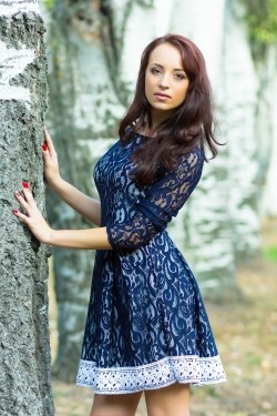 Photo of beautiful Ukraine  Tatyana with brown hair and green eyes - 22394